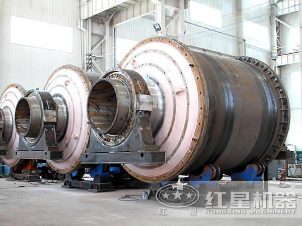 螢石礦球磨機生產(chǎn)車間